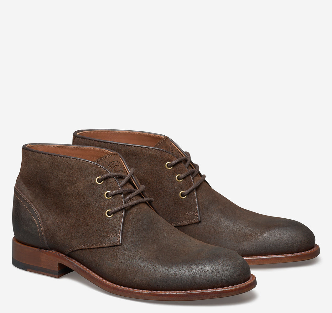 Johnston & Murphy Dudley Chukka Boot (Brown Waxed English Suede)