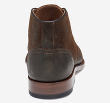 Johnston & Murphy Dudley Chukka Boot (Brown Waxed English Suede)