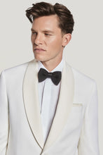 Jack Victor Super 120's Wool Cream Dinner Jacket
Super 120's