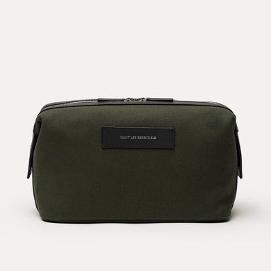 WANT LES ESSENTIELS Organic Canvas Toiletry Bag (Green)