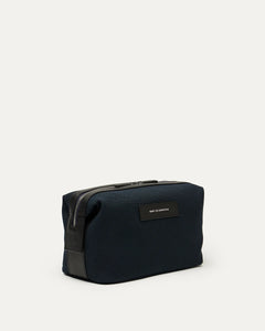 WANT LES ESSENTIELS Kenyatta Organic Cotton Canvas Toiletry Bag (Navy)