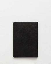 WANT LES ESSENTIELS Pearson Leather Passport Cover (Black)